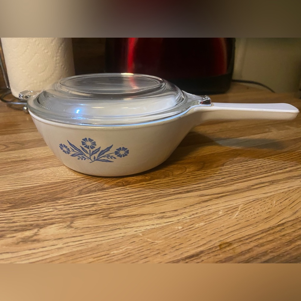 White Corning Wear blue cornflower small skillet 2 cup. Lid